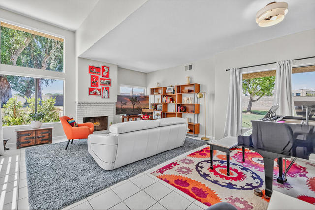 41531 Colada Court, Palm Desert CA: https://media.crmls.org/mediaz/0a3c094f-8b2f-4a50-879e-a2e71425fe7d.jpg