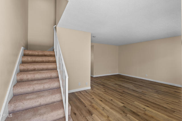 Detail Gallery Image 23 of 42 For 272 Green Moor Pl, Thousand Oaks,  CA 91361 - 3 Beds | 2/1 Baths