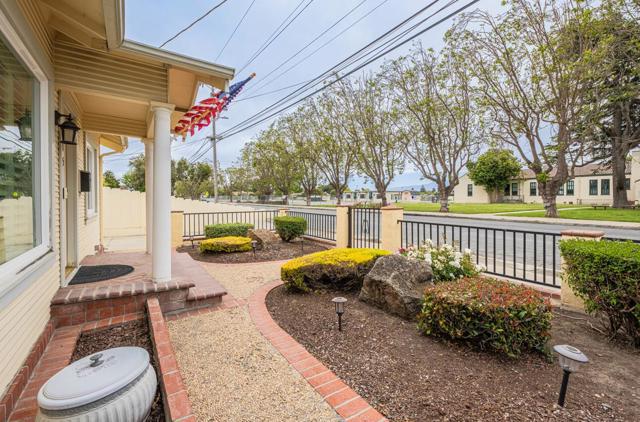 205 Maple Street, Salinas CA: https://media.crmls.org/mediaz/0a3dee3a-573d-4f69-9276-55c58756d44c.jpg