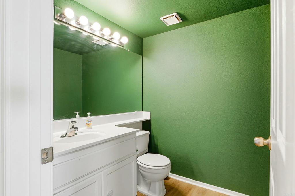 https://media.crmls.org/mediaz/0a3e6ffe-b3f6-4f8e-9a46-e5a7735a1121.jpg?preset=X-Large