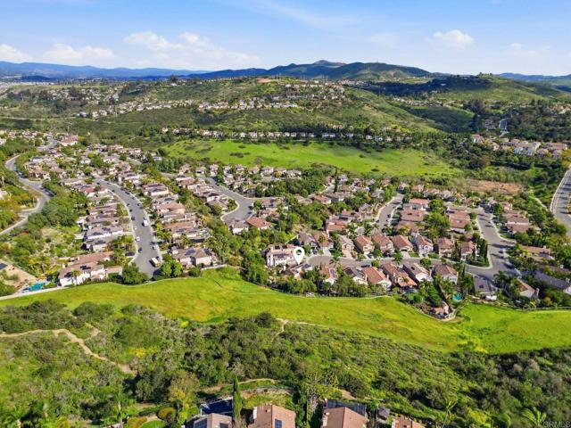 Detail Gallery Image 45 of 55 For 6161 Paseo Tienda, Carlsbad,  CA 92009 - 4 Beds | 3/1 Baths