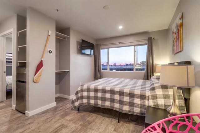 Image 17 of 19 For 1315 Morena Blvd