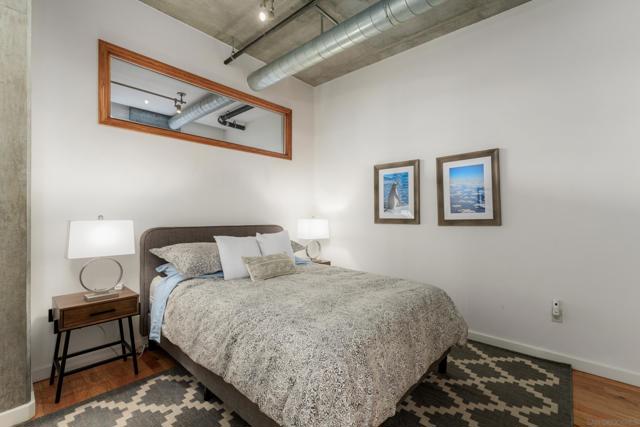 877 Island Ave, San Diego CA: https://media.crmls.org/mediaz/0a3ee702-04ae-43ab-a0cb-6671cde9909f.jpg