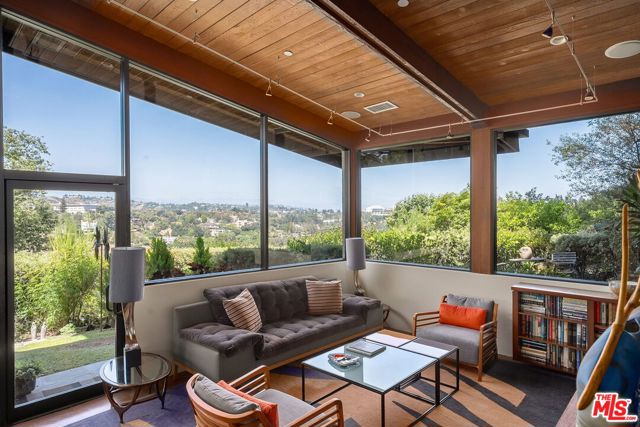 Drew Fenton | 1024 Lindenwood Lane Los Angeles CA | MLS: 7292119