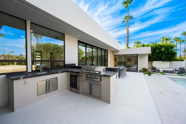 70630 Boothill Rd, Rancho Mirage CA: https://media.crmls.org/mediaz/0a3fc0c8-2019-45c1-baa3-98d60e0491f7.jpg