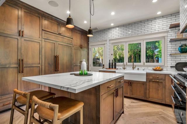 1403 N Orange Grove Avenue, West Hollywood CA: https://media.crmls.org/mediaz/0a405b9f-ad16-4999-9099-1f3ebca20d8d.jpg