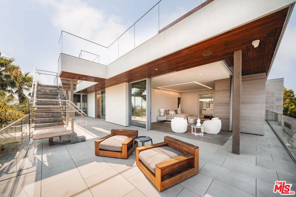 MLS #25575239 img 34