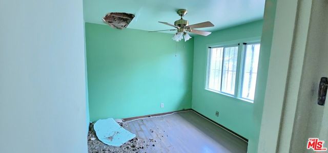 1393 N Navarro Avenue, Pasadena CA: https://media.crmls.org/mediaz/0a40dcdc-1511-4a8c-9d2f-1e3d047016b8.jpg