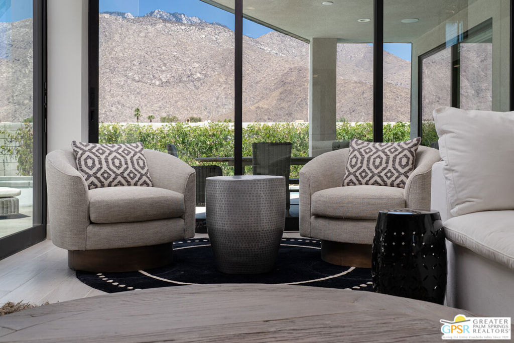 MLS #25602439PS image #4