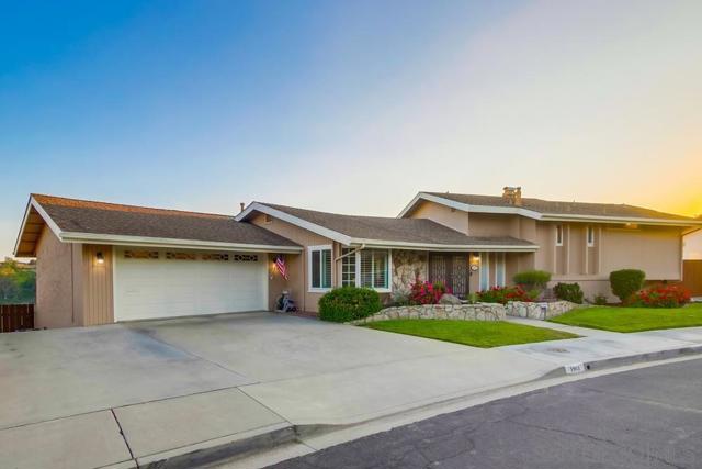 1963 Hacienda Circle, El Cajon CA: https://media.crmls.org/mediaz/0a41da09-512e-4cd0-95e2-6637171c6559.jpg