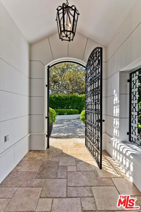 MLS #26858295 image #2
