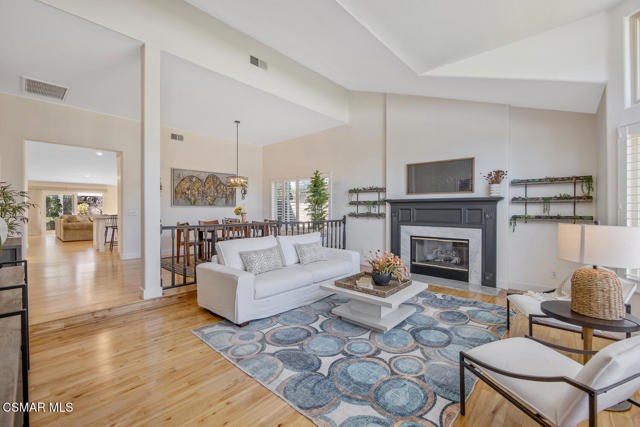 Image 4 of 69 For 4900 Kilburn Court