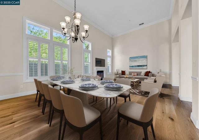 3322 Ashbourne Cir, San Ramon CA: https://media.crmls.org/mediaz/0a44ce9e-1e5c-41b8-8d05-201f31bb6331.jpg