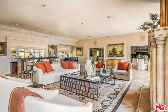 10820 Ambazac Way, Los Angeles CA: https://media.crmls.org/mediaz/0a4566d9-8689-4a02-a5a5-c58990077f67.jpg