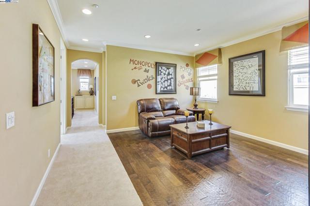 Image 25 of 53 For 3851 Silvera Ranch Dr