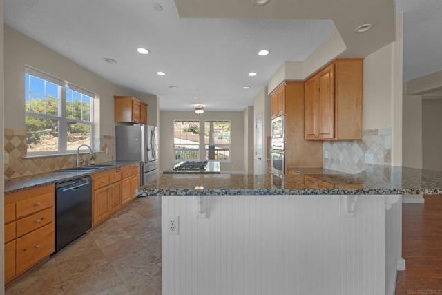 16725 Harrison Park Trail, Julian CA: https://media.crmls.org/mediaz/0a45e128-8d5d-40a7-9c5e-1d8730c7f8e3.jpg