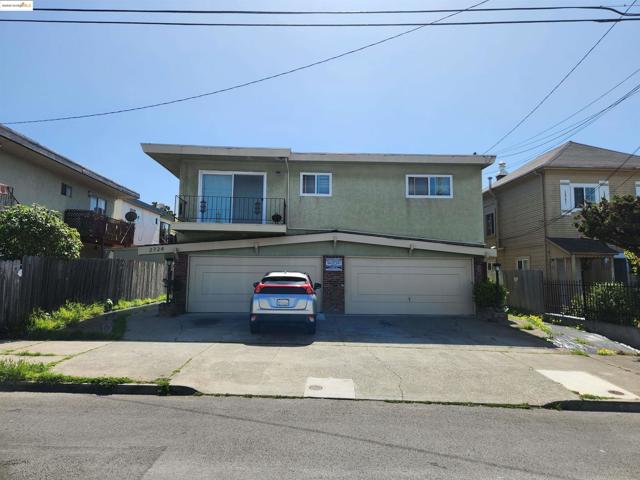 2724 Octavia St, Oakland CA: https://media.crmls.org/mediaz/0a46cfb8-e51c-40bd-b0cc-be588fb8d4c8.jpg