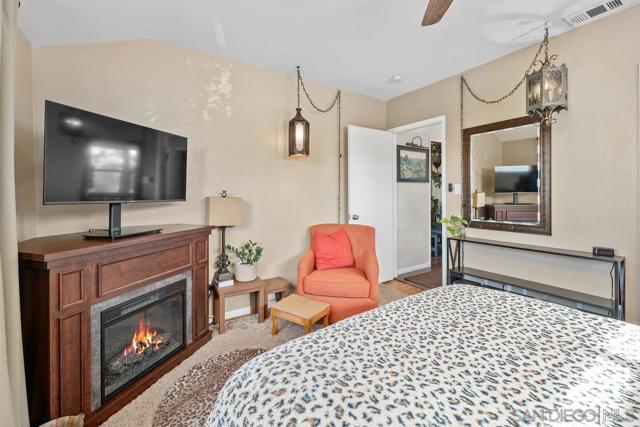 8455 Nentra St, La Mesa CA: https://media.crmls.org/mediaz/0a479665-5b37-4f91-bb50-7c629f529280.jpg