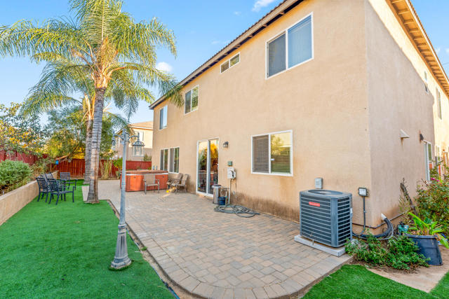 Image 32 of 50 For 25444 Delphinium Ave Avenue