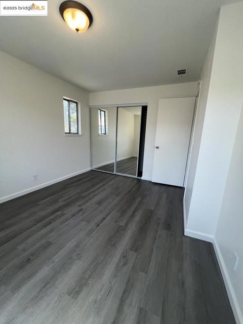 29626 Red Oak CT, Hayward CA: https://media.crmls.org/mediaz/0a4904c3-b51e-4fbd-8bf6-608c9f867459.jpg