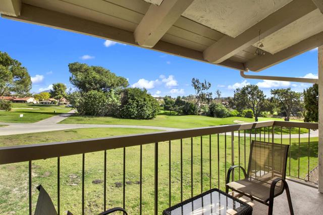 Detail Gallery Image 2 of 32 For 12555 Oaks North Dr #206,  San Diego,  CA 92128 - 2 Beds | 2 Baths