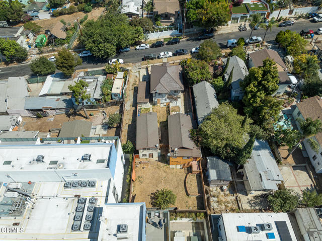 2132 branden Street, Los Angeles CA: https://media.crmls.org/mediaz/0a490ea2-0d0e-4ff1-a24a-5cd6864137d0.jpg