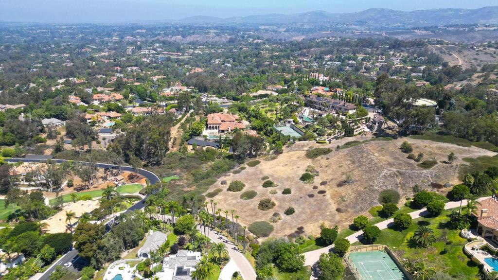 MLS #250035567SD image #5