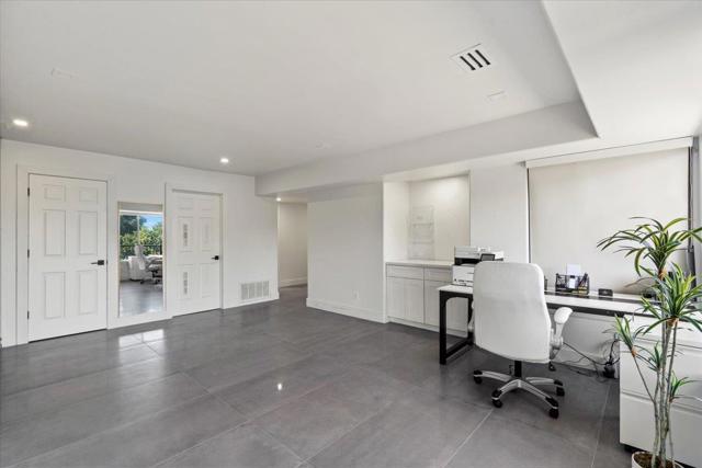 1501 Welburn Avenue, Gilroy CA: https://media.crmls.org/mediaz/0a494f55-eb13-4d17-9ea0-8aca06ab154d.jpg