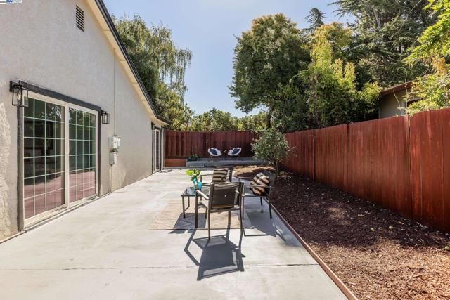 766 Joyce St, Livermore CA: https://media.crmls.org/mediaz/0a4a2b16-d91f-455f-a51d-ddd0220c98b2.jpg