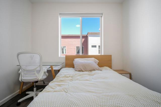 323 Flinder Place, San Jose CA: https://media.crmls.org/mediaz/0a4bc6f0-91a3-4a1c-9282-774742ff18c3.jpg