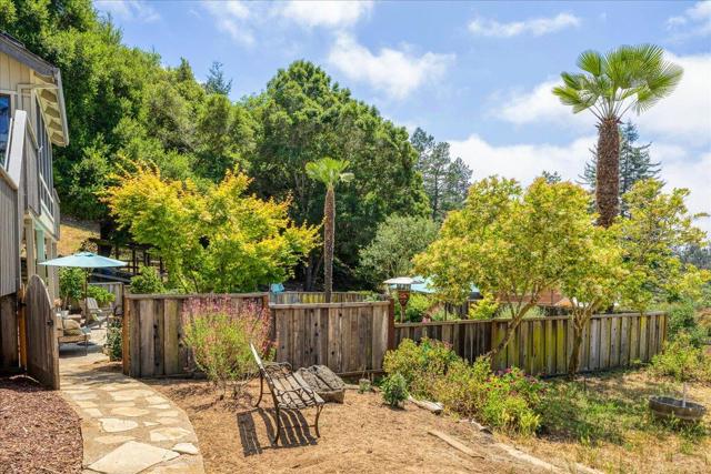 284 Brooktree Ranch Road, Aptos CA: https://media.crmls.org/mediaz/0a4bd262-af63-43d1-b605-90994005c932.jpg