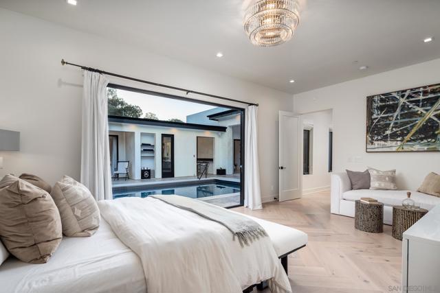 2365 Via Siena, La Jolla CA: https://media.crmls.org/mediaz/0a4be7ba-6ed3-4fb5-8d37-f66d69614d37.jpg