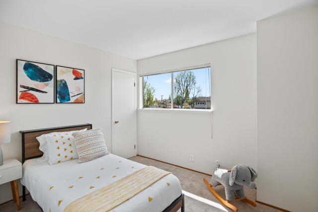 731 Liverpool Way, Sunnyvale CA: https://media.crmls.org/mediaz/0a4c358a-4eed-4e31-80dc-8952e211c7dc.jpg