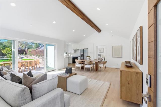 655 Washington Street, Los Altos CA: https://media.crmls.org/mediaz/0a4ce4cc-f723-470c-ba6d-fe18f1ae6be4.jpg