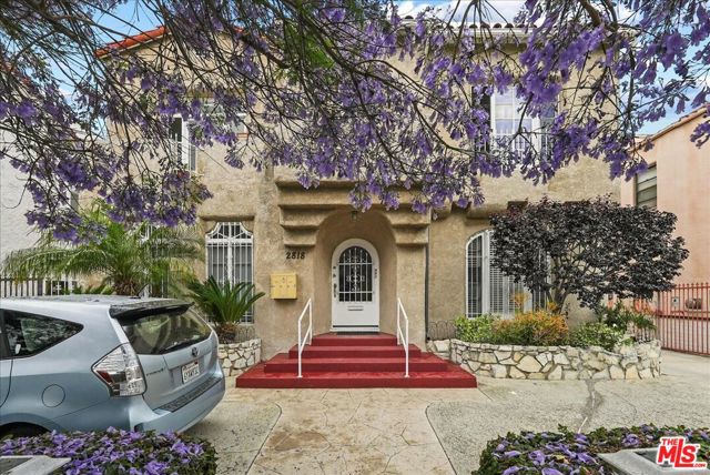 2818 S Bronson Avenue, Los Angeles CA: https://media.crmls.org/mediaz/0a4d4166-12aa-4082-b01e-5002e1e2a2f5.jpg