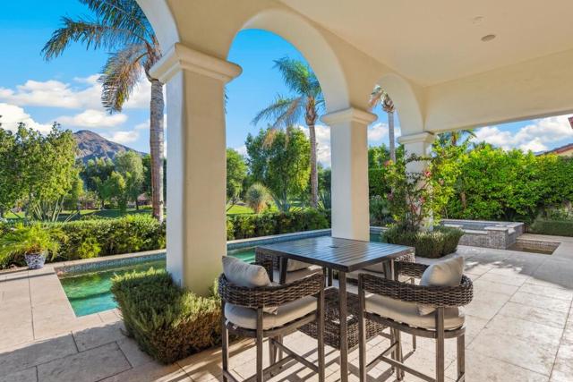 79373 Cetrino, La Quinta CA: https://media.crmls.org/mediaz/0a4e5cdf-92ef-4a37-94d8-b6e0ff0cdd6e.jpg