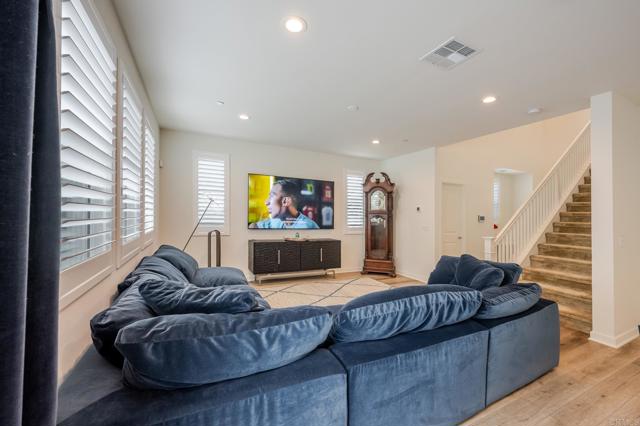 Home for Sale in Valley Center