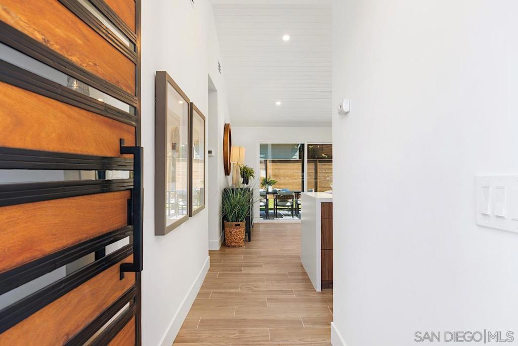 948 Emma Cardiff By The Sea - photo 2