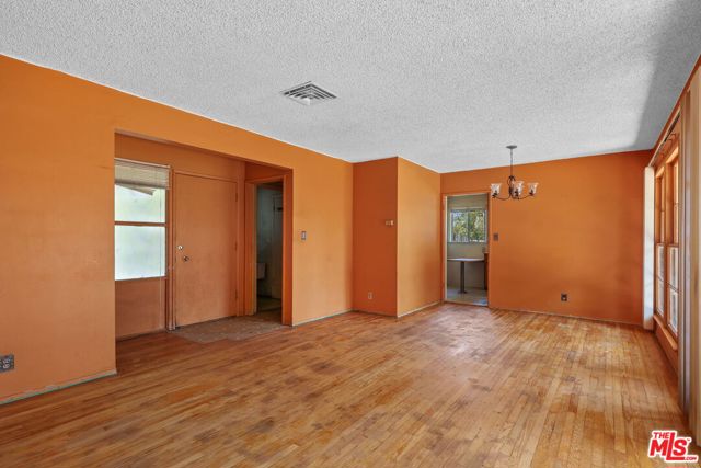 10152 Gaynor Avenue photo 7