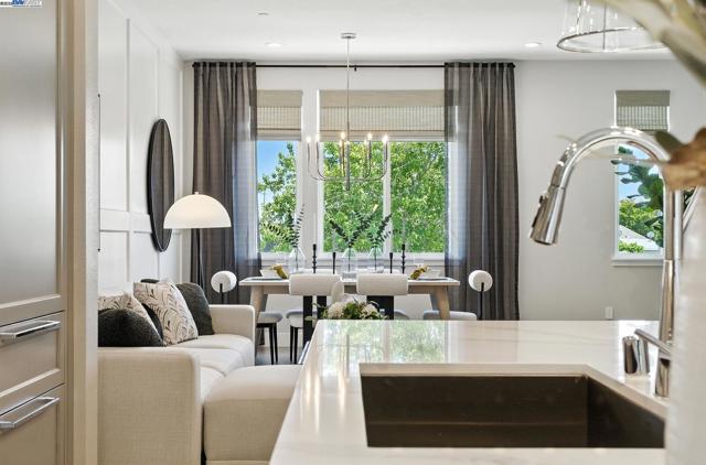 1670 Larkspur Street, Alameda CA: https://media.crmls.org/mediaz/0a50f08c-9804-456b-8afc-c3761bc58bec.jpg