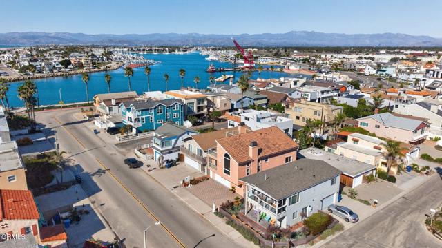 Detail Gallery Image 49 of 59 For 2408 Ocean Dr, Oxnard,  CA 93035 - 3 Beds | 3/1 Baths
