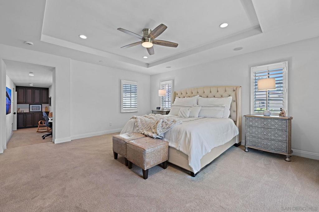 MLS #250043507SD image #33