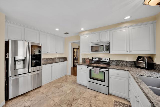9327 Lake Murray Blvd, San Diego CA: https://media.crmls.org/mediaz/0a54b159-0272-4e60-a0c8-2ded82ca65e7.jpg