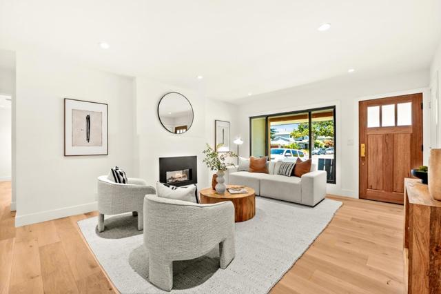 2082 Juliana Court, Santa Clara CA: https://media.crmls.org/mediaz/0a54c295-361e-430c-8502-dfc86370535b.jpg