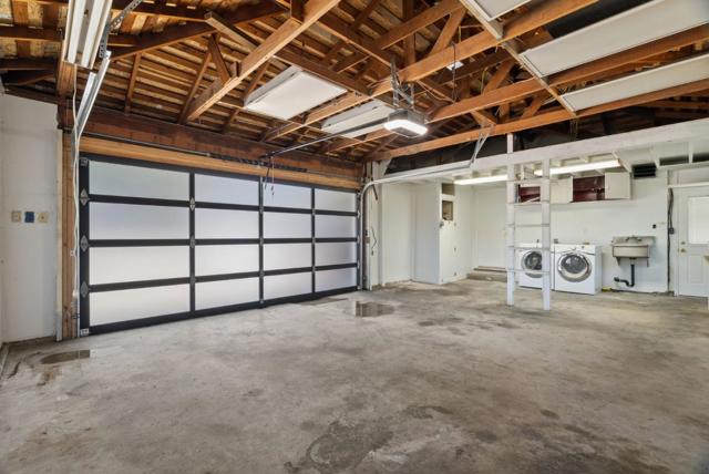 520 S Bayview Avenue, Sunnyvale CA: https://media.crmls.org/mediaz/0a5521f4-f445-4d22-b629-6287735731d2.jpg