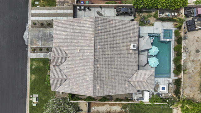 41153 Danforth Court, Indio CA: https://media.crmls.org/mediaz/0a564dcf-34a8-445d-98d2-c1a459338b3d.jpg