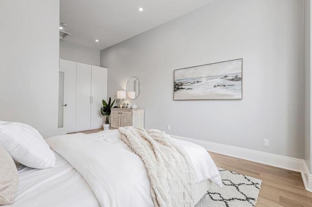 473 South Van Ness Avenue, San Francisco CA: https://media.crmls.org/mediaz/0a59b3c8-301a-42b3-b1e6-05eabc3afb7d.jpg