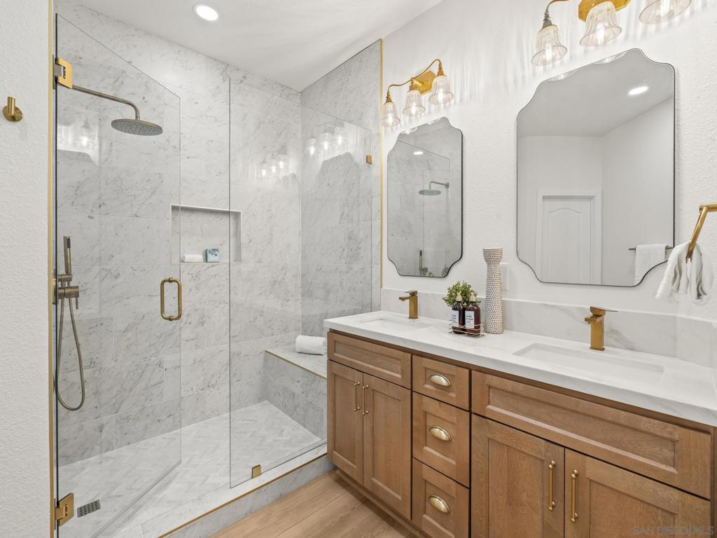 MLS #250043606SD image #23