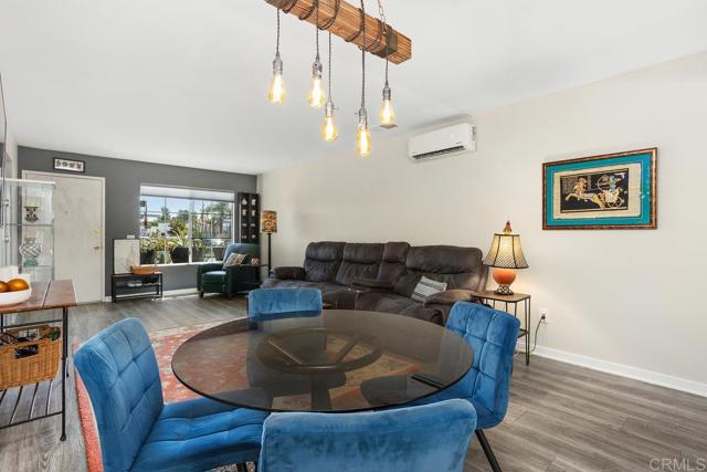 1529 Temple Heights Drive, Oceanside CA: https://media.crmls.org/mediaz/0a5aeaf0-9817-4eee-abb9-874e85c82635.jpg