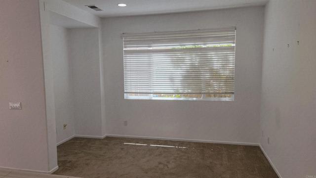 1446 Caminito Sardinia, Chula Vista CA: https://media.crmls.org/mediaz/0a5b0011-8ed1-4eee-baea-4c4c9eb91d7c.jpg